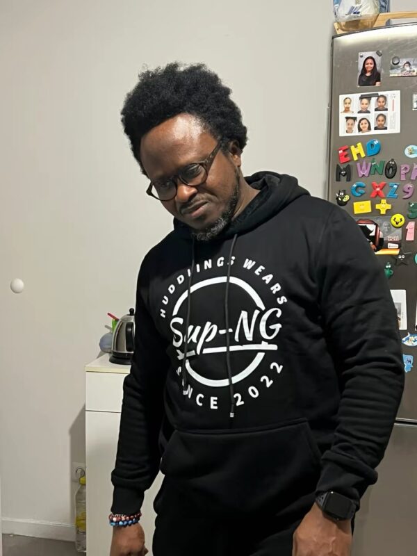 Hoodie top - Image 2